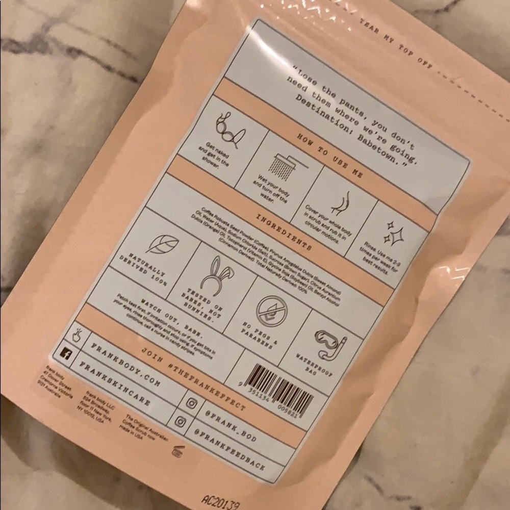 Frank Body Original Scrub - Picture 2 of 2